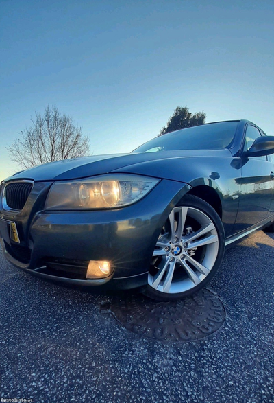 BMW 320 2.0 D NACIONAL GPS E90 BOM ESTADO