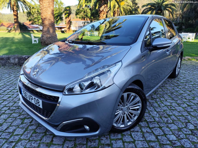 Peugeot 208 1.6 Hdi - Nacional - Aceito Retoma e Financiamento