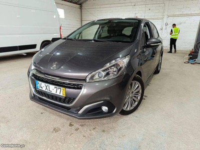 Peugeot 208 1.5 BlueHDi Signature