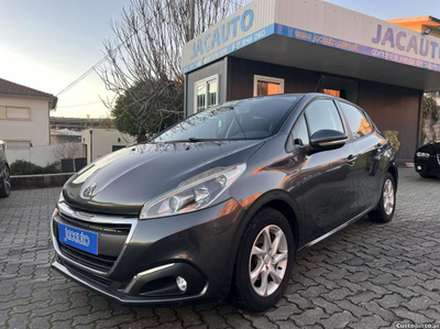 Peugeot 208 1.4 HDI Active