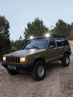 Jeep Cherokee XJ Modelo II Oportunidade