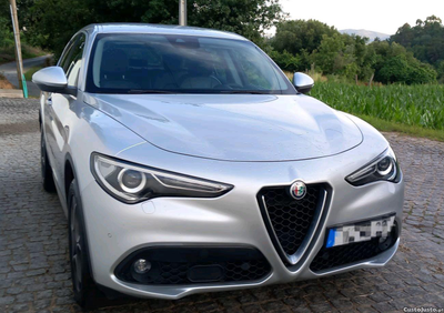 Alfa Romeo Stelvio Super Q4 2.2 210cv AT8