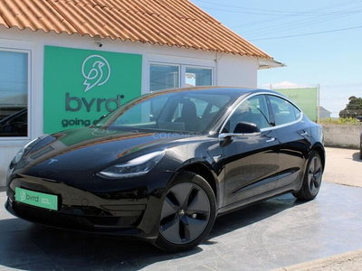 Tesla Model 3 Long-Range Dual Motor AWD