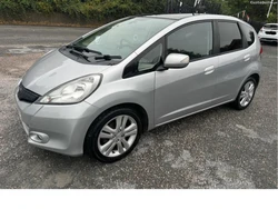 Honda Jazz 1.2 i-VTEC 90 CV só 40.000 kms