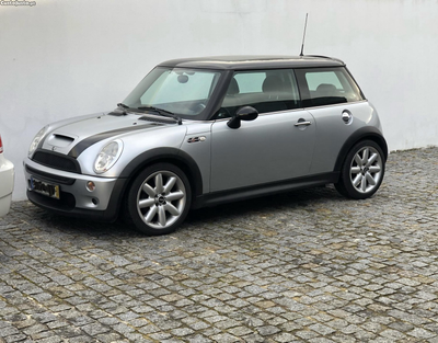 MINI Cooper Cooper S