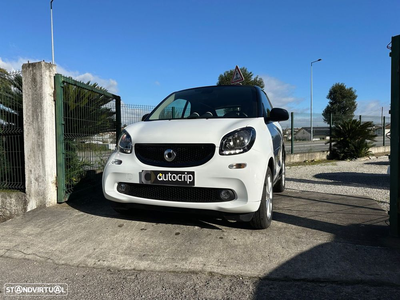 Smart ForTwo Coupé 1.0 71