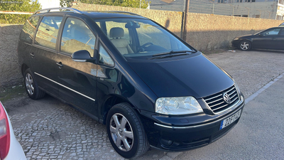 VW Sharan 2.0 TDI   140 cav