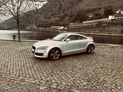 Audi TT 2.0TSFI