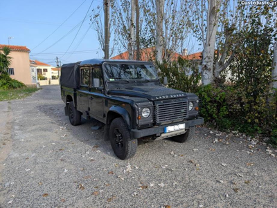 Land Rover Defender 130 Puma