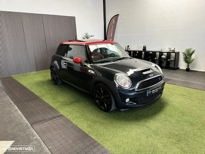 MINI 3 Portas Cooper S