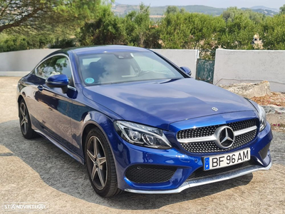 Mercedes-Benz C 220 d Coupe 9G-TRONIC AMG Line