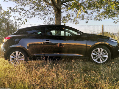 Renault Mégane Coupe 3 portas 5 lugares XENON IPO2026