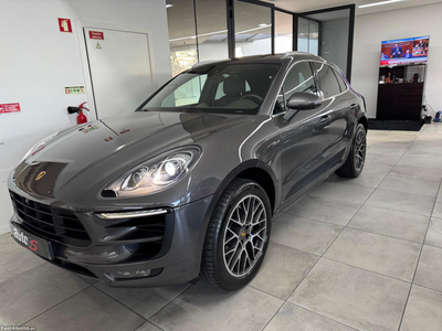 Porsche Macan S