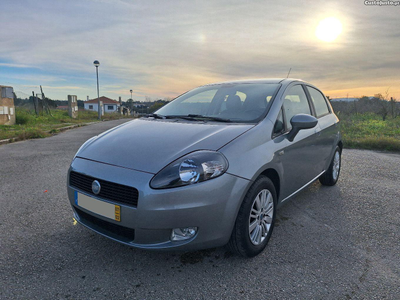 Fiat Punto 1.3 Multijet - 90cv - 5 Portas