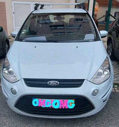 Ford S-Max Titanium