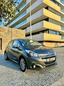 Peugeot 208 1.2 puretech Allure