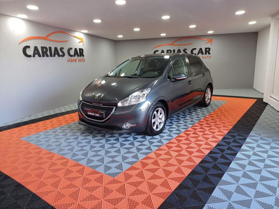 Peugeot 208 1.2 VTi Access