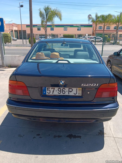 BMW 520 5 Series