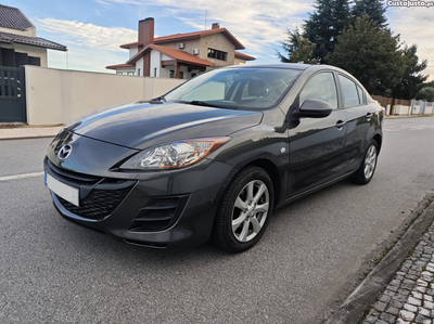 Mazda 3 1.6i Exclusive