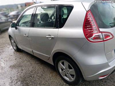 Renault Scénic 1.5 Dci