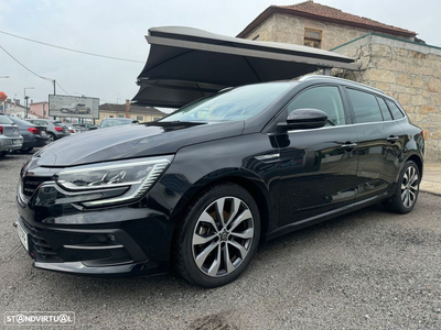 Renault Mégane Sport Tourer 1.5 Blue dCi R.S. Line