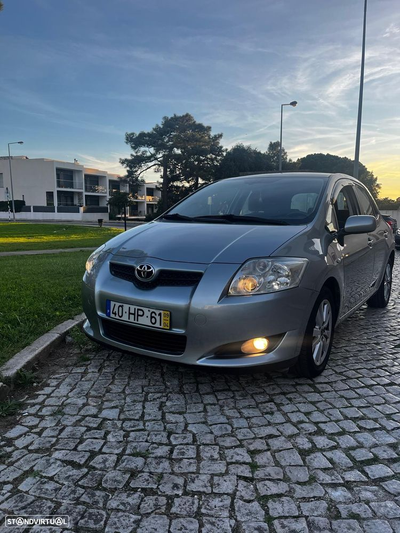 Toyota Auris 1.4 VVT-i AC