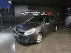 Renault Clio 1.2 16V 75CV