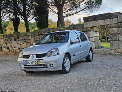 Renault Clio 1.2 16V