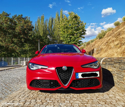 Alfa Romeo Giulia 2.2 D Veloce AT8 AWD