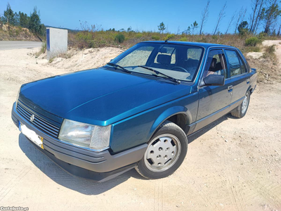 Renault 25 2.2 GTX 120cv