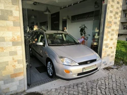 Ford Focus 1.8 TDdi F2000