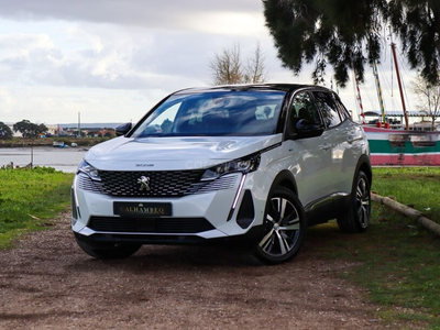 Peugeot 3008 1.6 Hybrid Allure e-EAT8