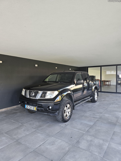 Nissan Navara 2.5 D40 4x4