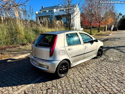 Fiat Punto 1.9JTD 5Lugares Diesel