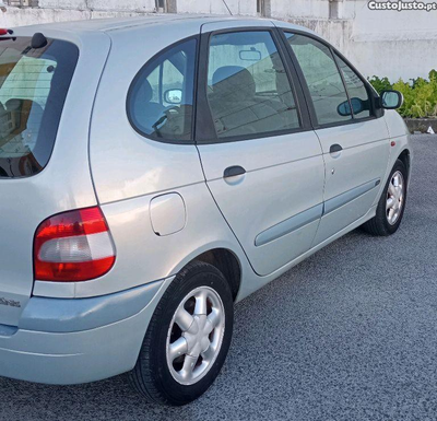 Renault Scénic 1400