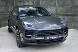 Porsche Macan Standard