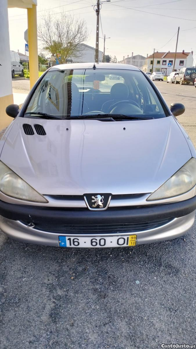 Peugeot 206 1.1