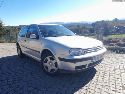 VW Golf 1.4 16v