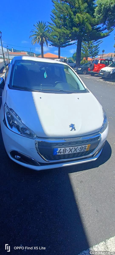 Peugeot 208 1.2