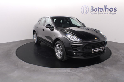 Porsche Macan Standard