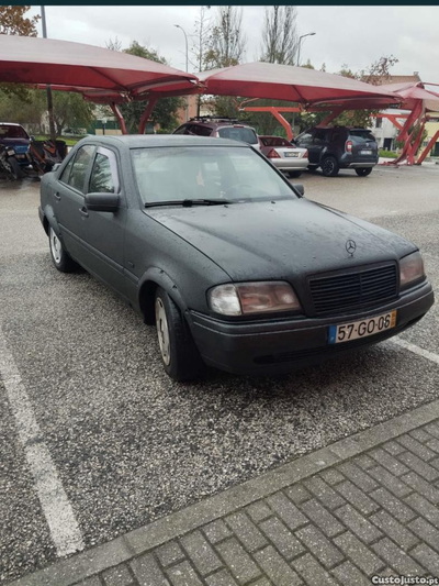 Mercedes-Benz C 220 D (202 121)