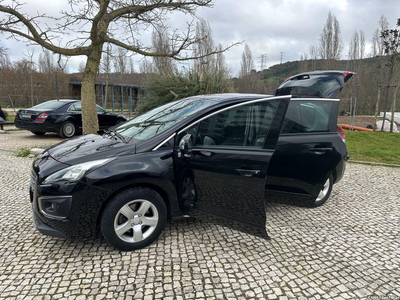 Peugeot 3008 2.0 HDI hybrid4