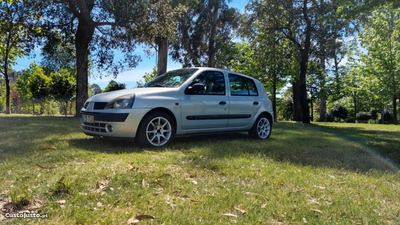 Renault Clio B 1.5 Dci 65cv Expréssion Plus 5 Lugares 5 Portas