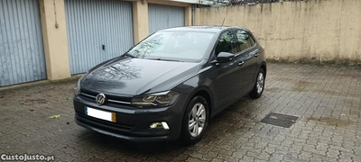 VW Polo 1.0 Confortline c/ 49000 kms