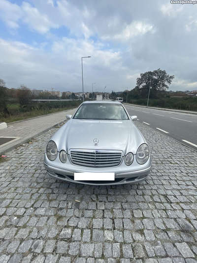 Mercedes-Benz E 220 ELEGANCE