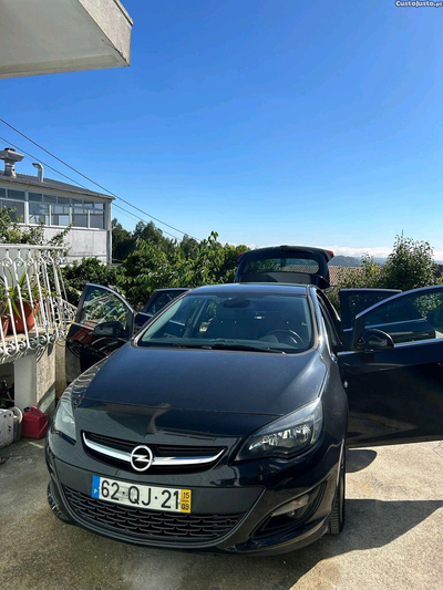 Opel Astra J