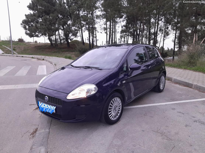 Fiat Grande Punto 1.2 AC 1 dono imaculado