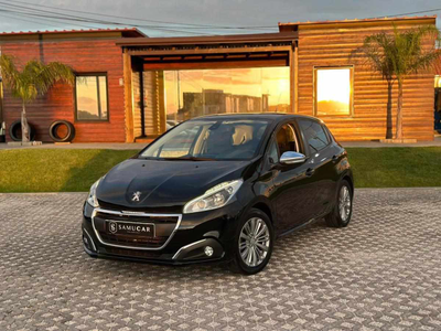 Peugeot 208 1.2 PureTech, 82 CV