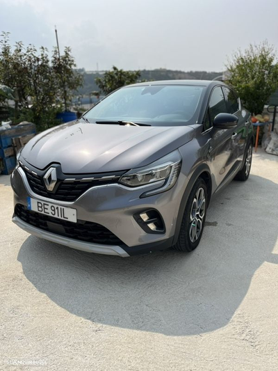 Renault Captur E-TECH PLUG-in 160 INTENS