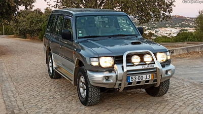 Mitsubishi Pajero 2.8 TD longo